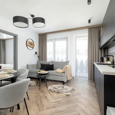 Oberconiowka & Jacuzzi By Renters Prestige